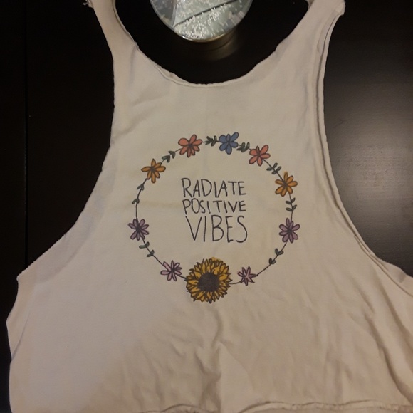 "Radiate Postive Vibes" Rawcut Crop Tank Top - Picture 1 of 2